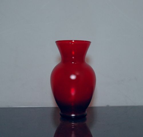 Glass Ginger Vase Red 4.25