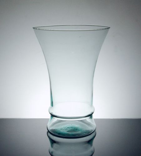 Short Trumpet Glass Vase 9